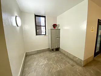 Rented by LRGNY Group, Inc.