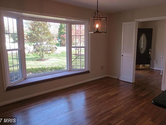 5th image of 10544 Anita Dr