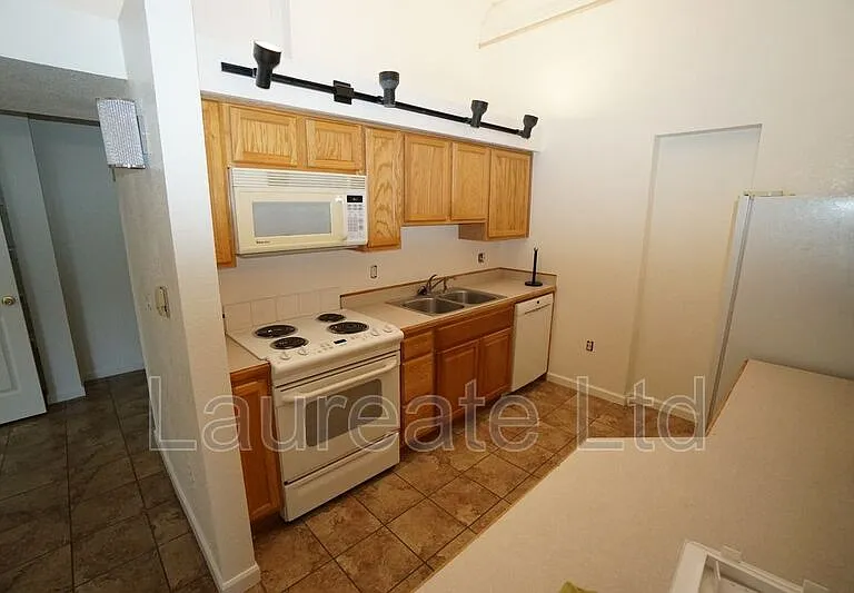 5025 Lowell Blvd #1 — Photo 3
