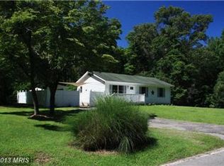 2480 Cape Leonard Dr, Saint Leonard, MD 20685