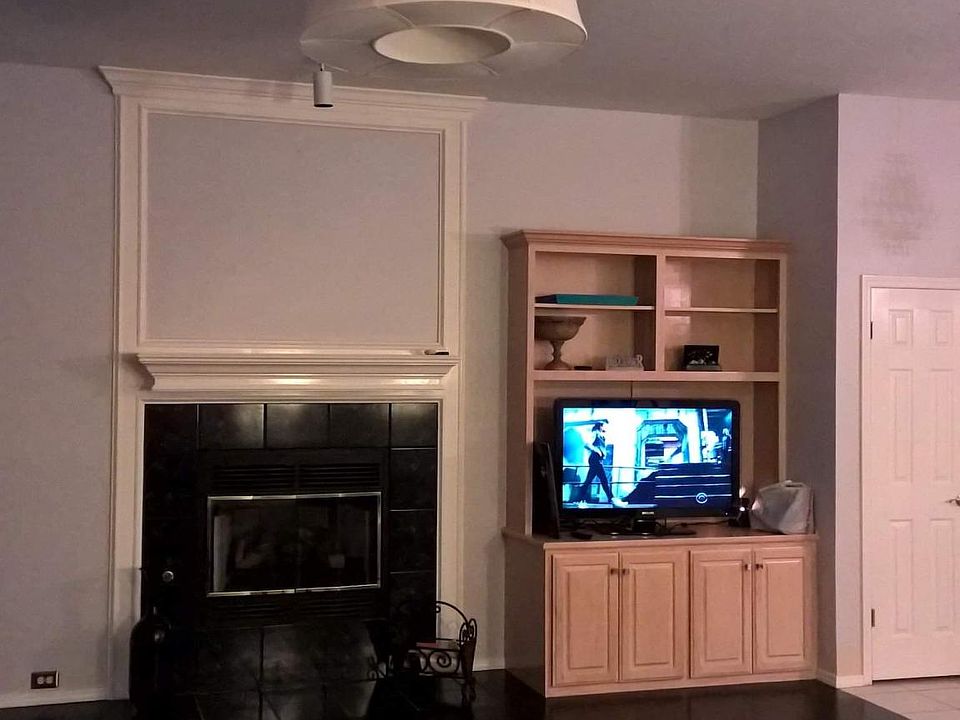 2nd image of 5709 NW 103rd Pl
