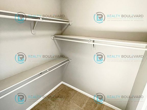 5th image of 900 S Meadows Pkwy APT 1524