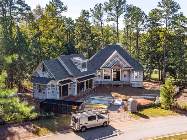 1010 Emerald View Dr, Greensboro, GA 30642