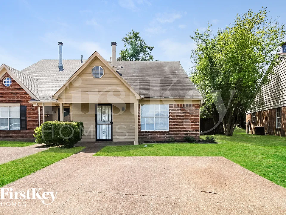 7069 Reese Point Cv