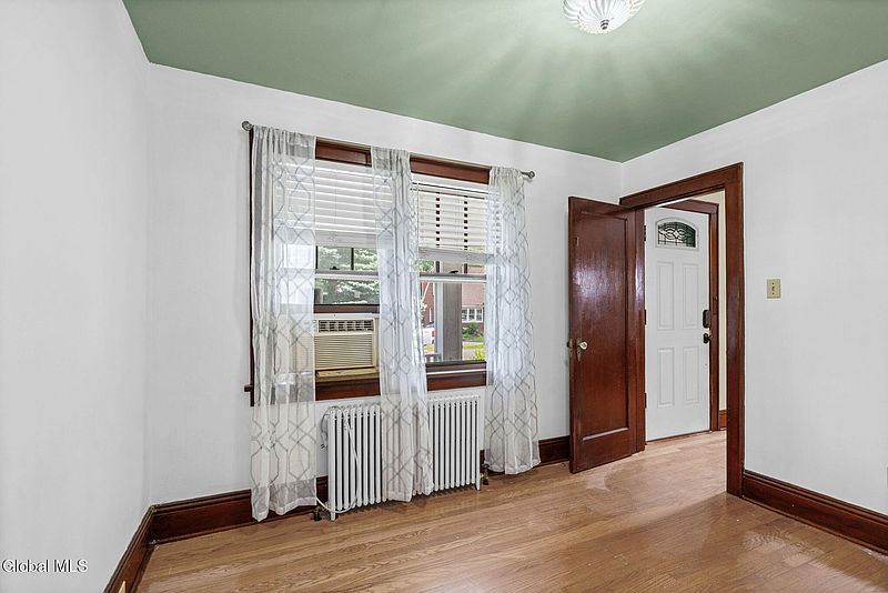 5th image of 43 Rankin Avenue