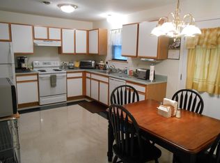 504 Lewiston Gardens Rd, Clinton, NY 13323