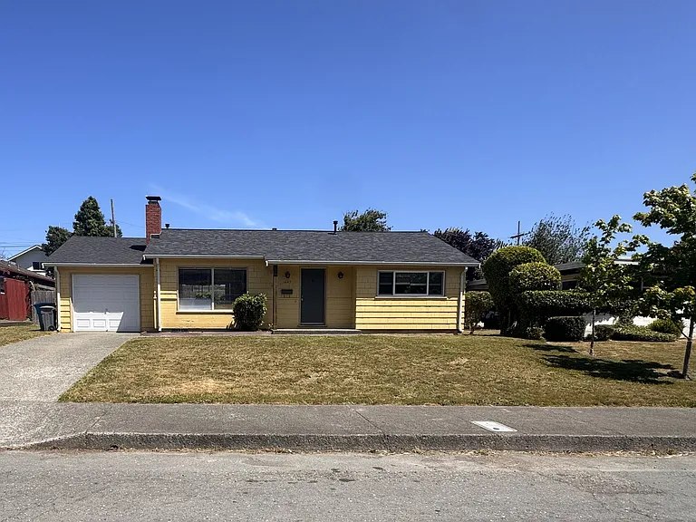 1625 Gates St — Photo 1