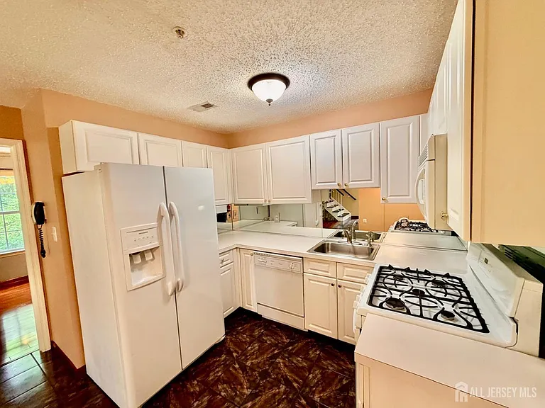 191 Prestwick Way — Photo 9