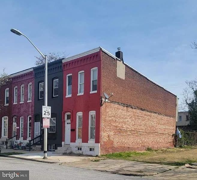 1st image of 2419 Brentwood Ave