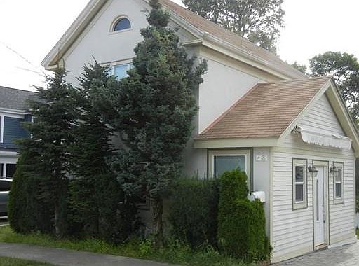 2nd image of 48 Chandler Pl