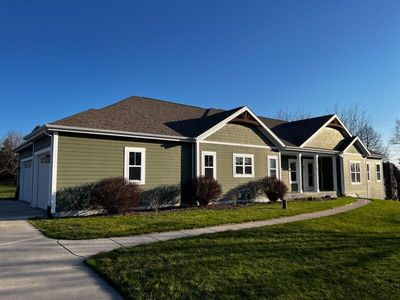 N5W31720 Twin Oaks DRIVE, Delafield, WI, 53018