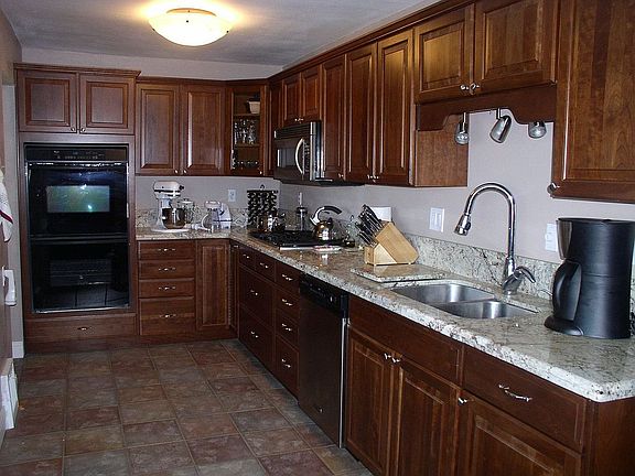 Kitchen (Partial)