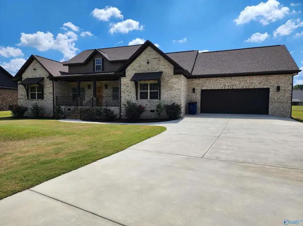 282 Ranch Rd, Rainsville, AL 35986