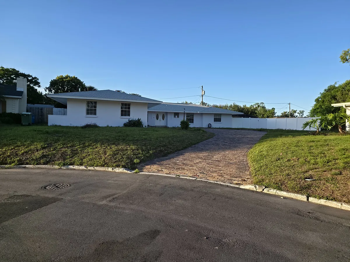 Building Photo - 2525 Native Ct