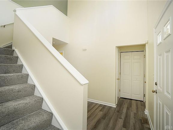 5th image of 404 Princeton Dr