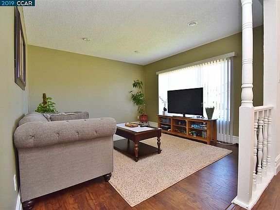 5th image of 3150 Westbourne Dr