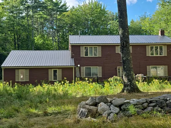 16 Knowles Ln, Winthrop, ME 04364