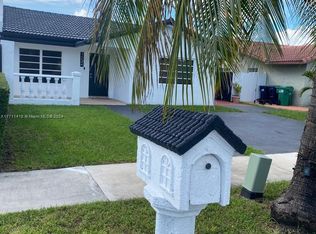 1224 SW 118th Ct, Miami, FL 33184