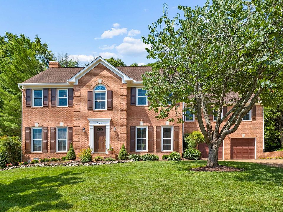 1st image of 707 Roantree Dr