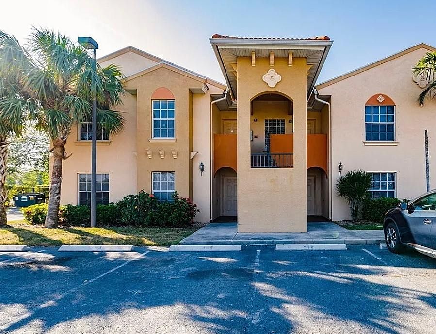 1st image of 4110 Castilla Cir APT 201