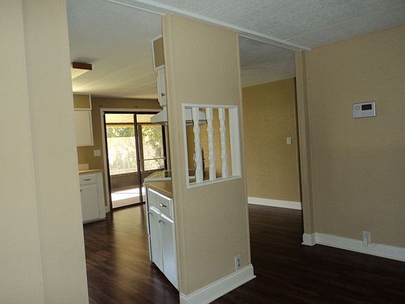 4th image of 4878 Reno Dr