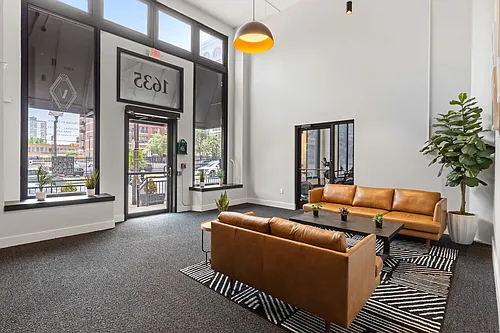 Ventana | On Wash Ave Photo 1