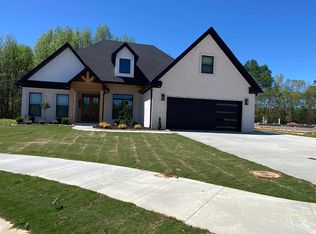 2801 Jubilee Ln, Jonesboro, AR 72405