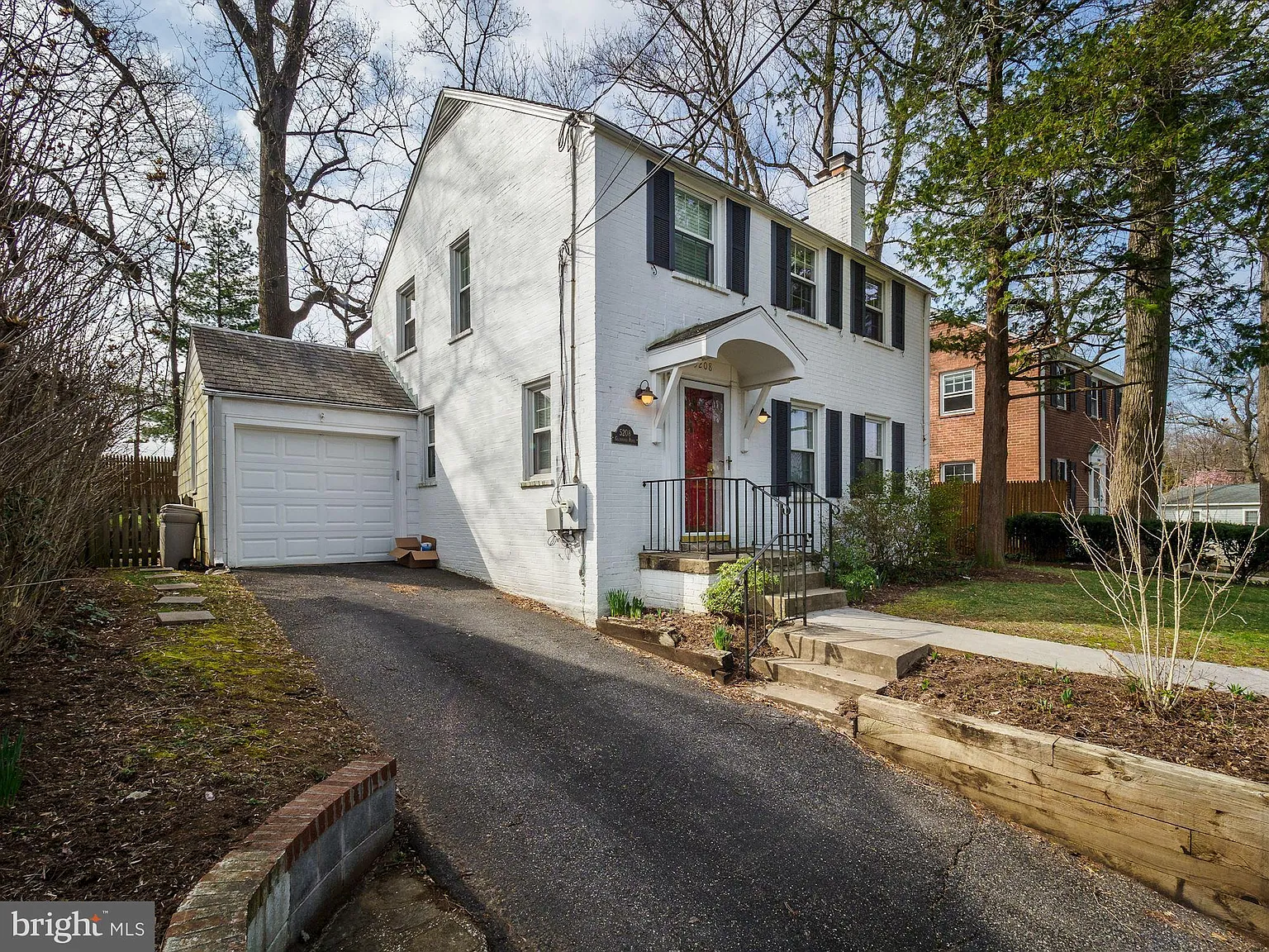 3 bed, 2.5 bath, 1970 sqft, $5,000 — Photo 3