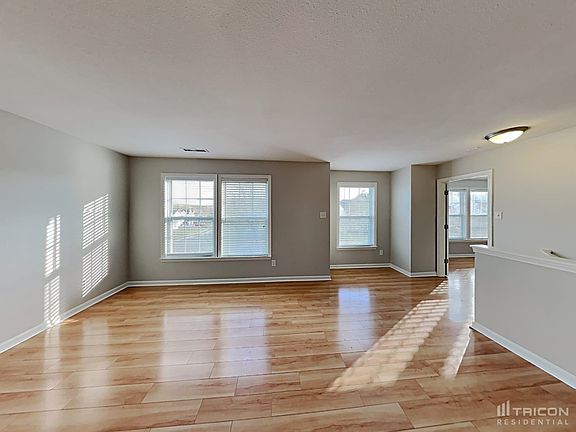 5th image of 3400 Pikes Peak Dr