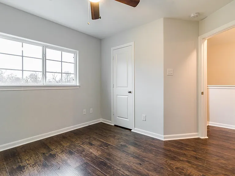 710 Barkley St #B — Photo 18