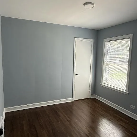 8808 S California Ave — Photo 5