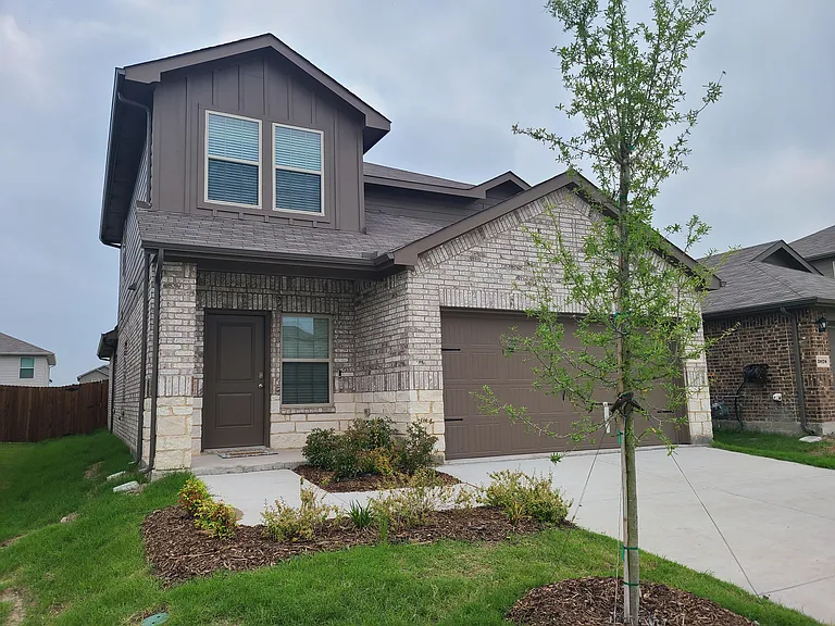 2030 Crested Jay Dr #2 — Photo 6