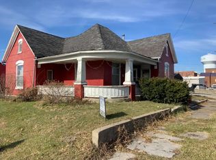 121 S Water St, Milan, MO 63556