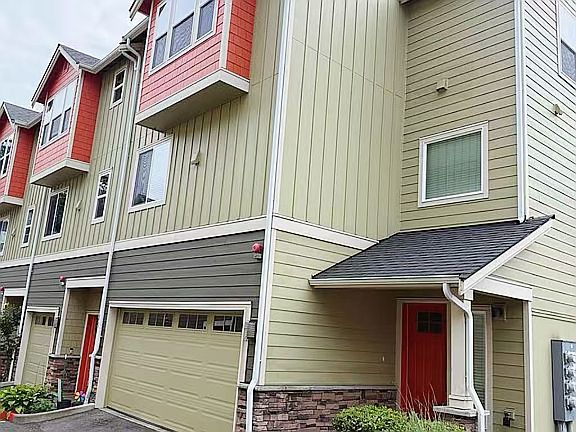 2nd image of 23000 NE 8th St Unit D4