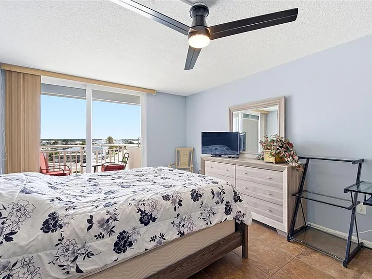 17408 Gulf Blvd #403 — Photo 40