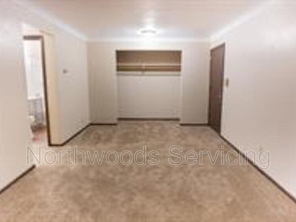 5th image of 1086 York Ave #17