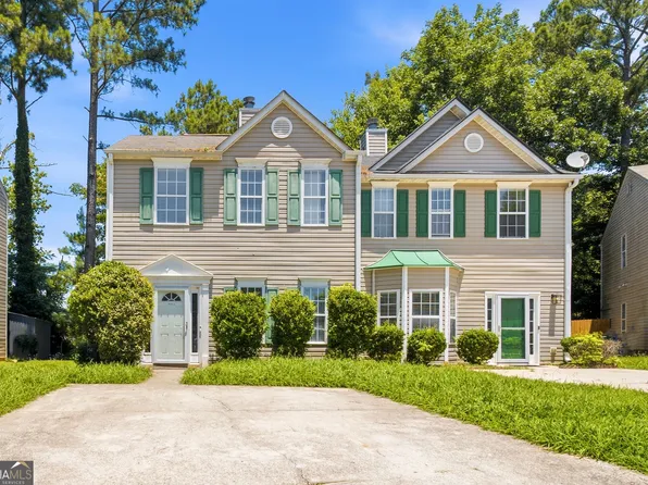 2945 Falling Water Point, Atlanta, GA 30349