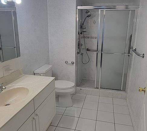4th image of 1225 Norwalk Rd APT 5