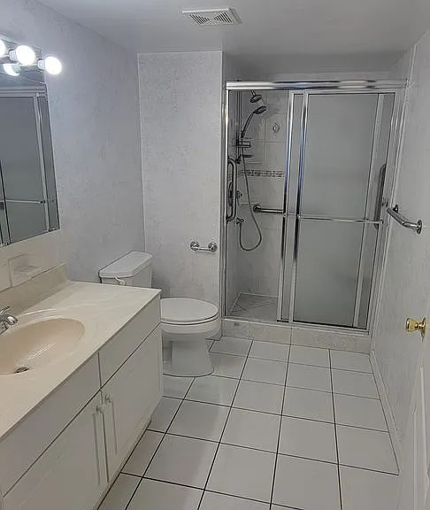 1225 Norwalk Rd #5 — Photo 4