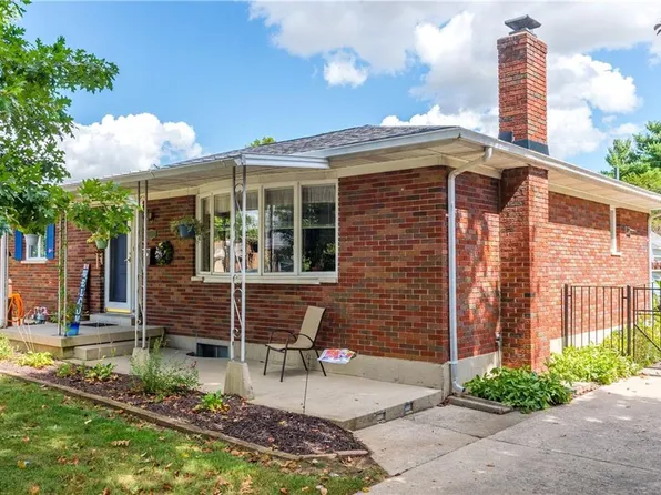 210 N Clay St, New Carlisle, OH 45344
