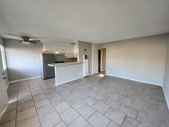3rd image of 3101 E 5th St APT 8