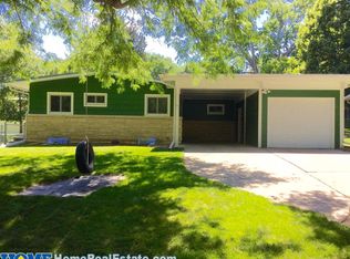 919 Mulder Dr, Lincoln, NE 68510