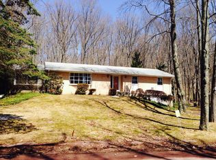1616 Lakeview Dr, White Haven, PA 18661