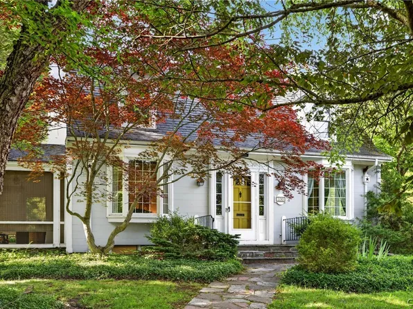 100 Shirley Rd, Syracuse, NY 13224