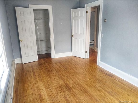 4th image of 12 Gregory Blvd #B