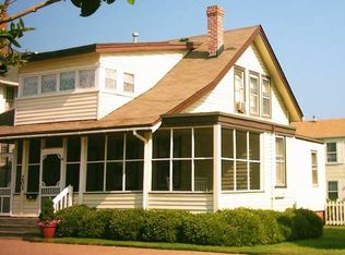 203 37th St APT T1, Virginia Beach, VA 23451