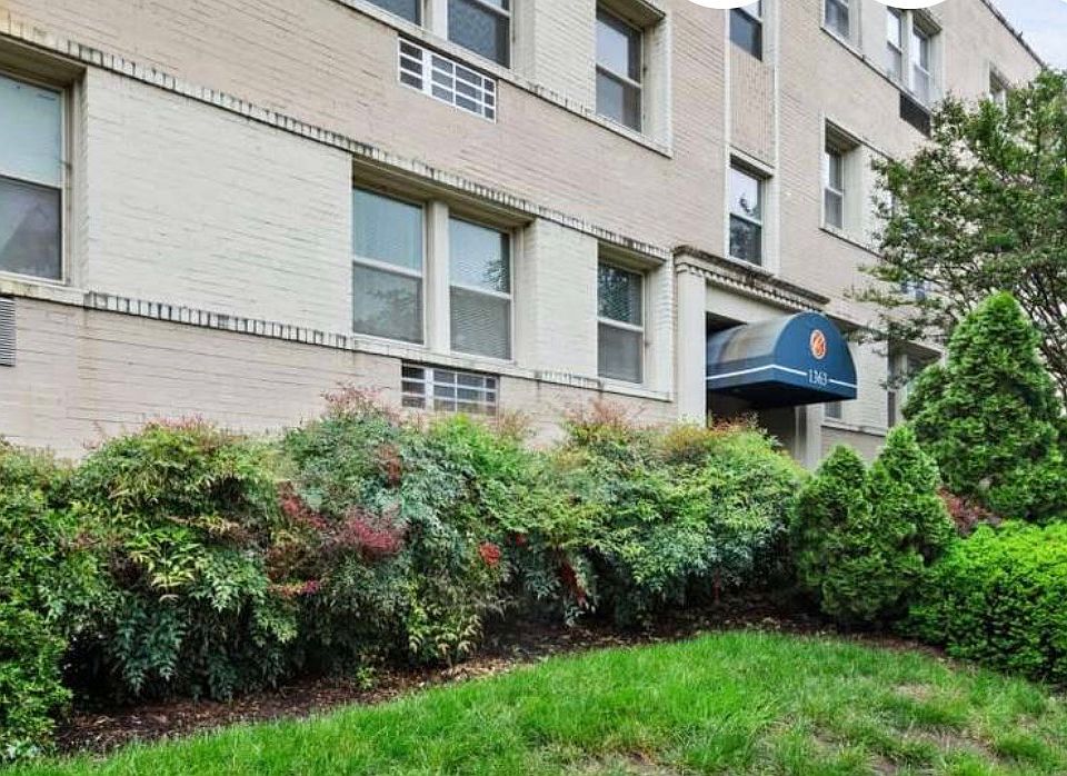 1st image of 1363 K St SE APT D