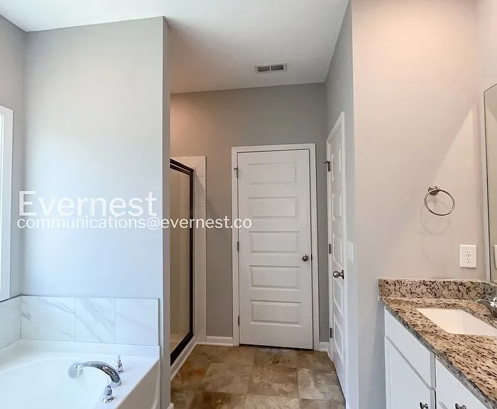 1107 Prospect Ct — Photo 10