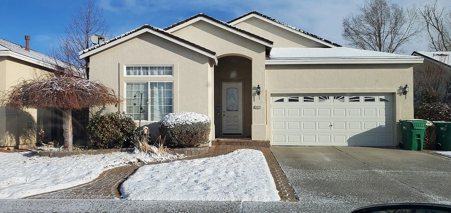 3024 Oxbow Dr photo 1