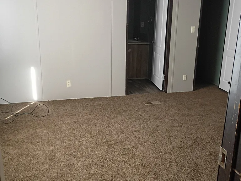 522 Crayton St — Photo 5